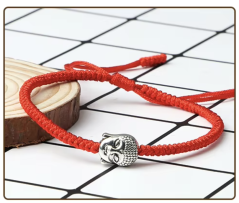 Tibetisches Armband mit Buddha