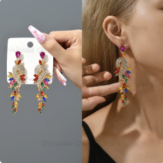 Luxuriöse, markante, elegante Ohrringe mit Steinen