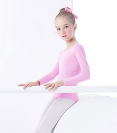 Světle růžový gymnastický/taneční bavlněný dres s dlouhým rukávem