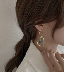 Elegante Ohrringe HERZ schwarz gold